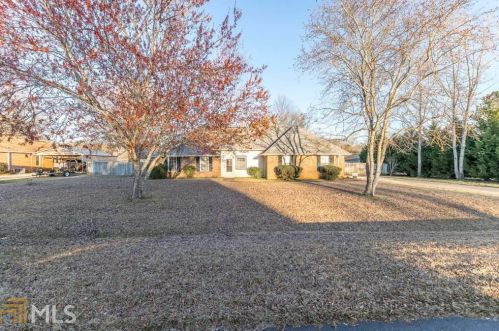 114 Hiley Ct, Bonaire, GA 31005-3913