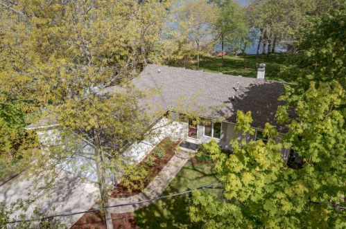 22554 Lillian Pl, Antioch, IL 60002-9530