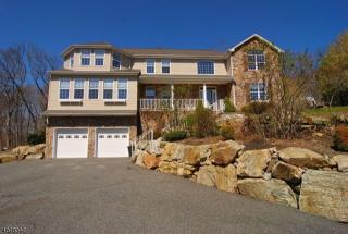27 Rock Ridge Rd, Parsippany, NJ 07834-2310