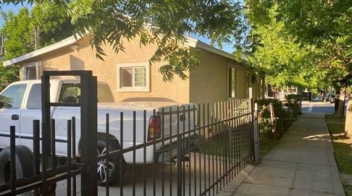 2157 California St, Stockton, CA 95206-3236