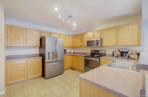 22386 Navarro Dr, Aurora CO 80013-2907 exterior