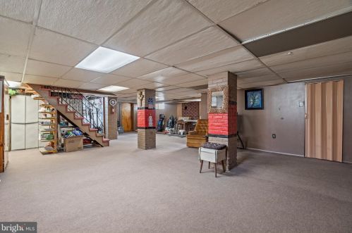 6729 Jackson St, Philadelphia PA  19135-2210 exterior