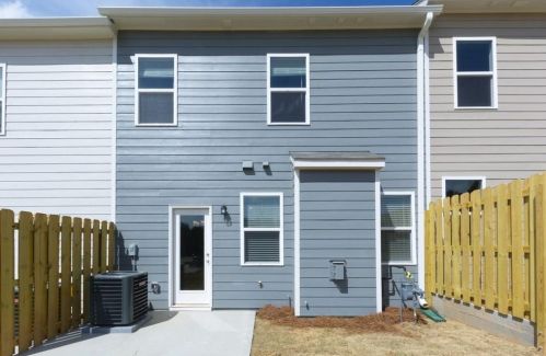 6267 Centennial Run, Atlanta GA  30349-8629 exterior