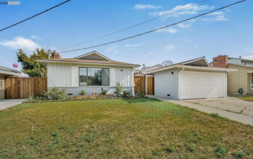1548 Hamrick Ln, Hayward, CA 94544-4340