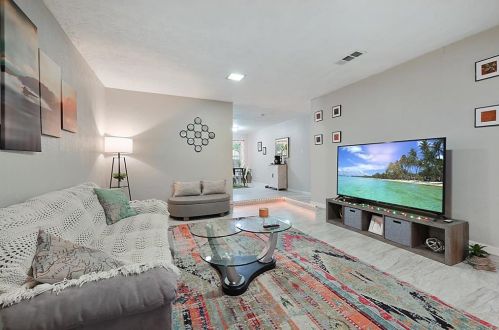 1813 Wilde Oak Cir, Bryan, TX 77802-3432