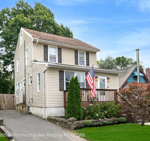 130 Chamone Ave, Leonardo, NJ 07737-1634