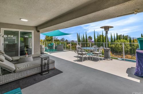 450 25 St, Upland CA 91784-8338 exterior