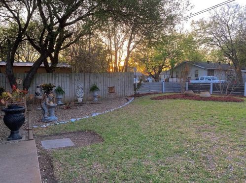 1406 19th St, Georgetown, TX 78626-7246