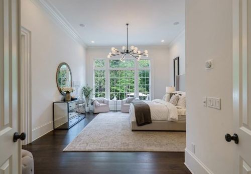 2799 Mabry Rd, Atlanta GA  30319-2828 exterior