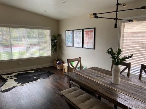 1169 Viewpoint St, Upland, CA 91784-8039