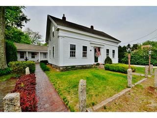 15 Aldrich St, Richmond, RI 02898-1068