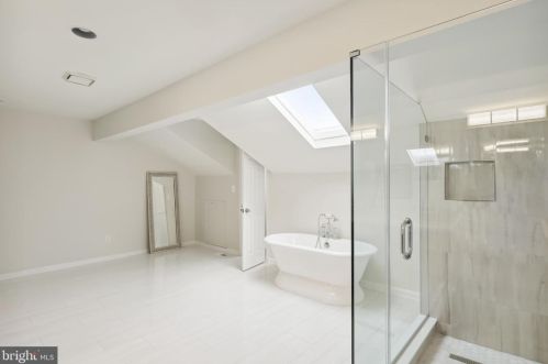 13404 Silver Moon Way, Silver Spring MD 20904-1250 exterior