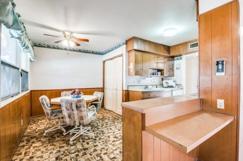 2315 Briarwood Ln, Carrollton TX 75006-7701 exterior