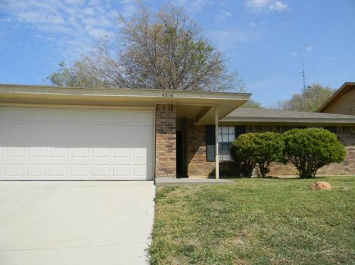 4216 Canyon Trl, Fort Worth TX  76135-2308 exterior