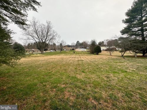 2304 Cloverdale Dr, Fallston MD  21047-1618 exterior