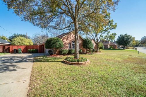 1418 Holley Creek Ln, Midlothian, TX 76063-2827
