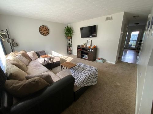 1818 Ashborough Cir, Marietta, GA 30067-6913