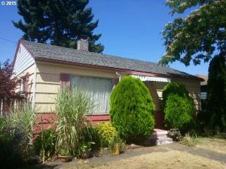 7307 Henry St, Portland, OR 97206-6441