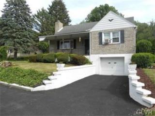 2114 Snyder Ave, Bethlehem, PA 18015-6148
