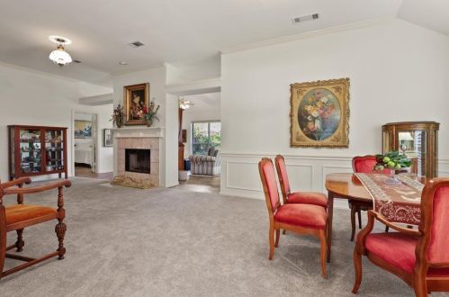 1740 Brook Ln, Lewisville TX  75028-4579 exterior