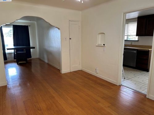 1289 Terrace Ave, Hayward, CA 94541-5332