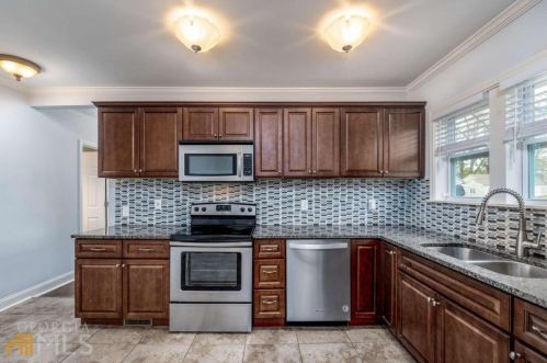 3378 Lavista Dr, Atlanta GA  30354-1518 exterior