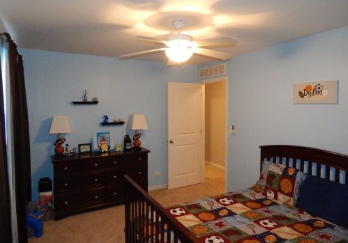 1461 Padre Island Ln, Pingree Grove IL  60140-2022 exterior