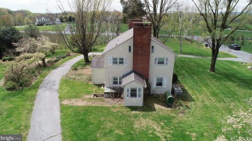 15320 Old Frederick Rd, Woodbine, MD 21797-8748