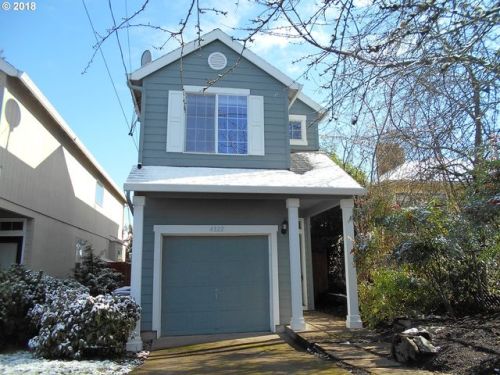 4322 76 Ave, Portland OR  97206-7967 exterior