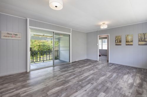 930 Ailuna St, Honolulu HI  96821-1708 exterior