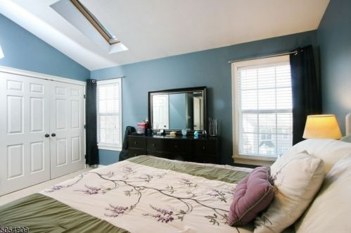 19 Green Heron Dr, Hackettstown NJ  07840-3300 exterior