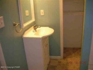 304 Main St, Bangor PA  18013-2014 exterior