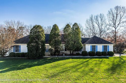 121 Heatherington Ct, Lacey Township, NJ 08734-1614
