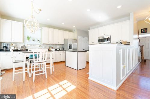 179 Colonial Dr, Charles Town WV  25414-4498 exterior