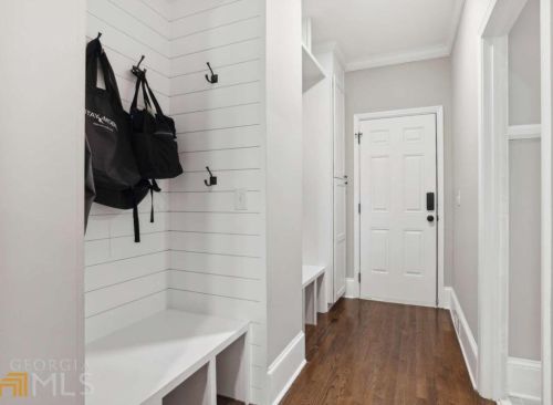 280 Cameron Ridge Dr, Atlanta GA  30328-4709 exterior