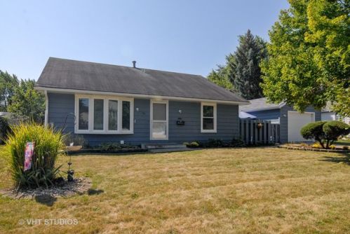 26 Somerset Rd, Boulder Hill, IL 60538-2614
