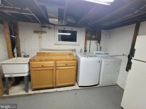 10220 Meredith Ave, Silver Spring MD 20910-1060 exterior