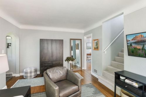 2106 Highland Pkwy, Saint Paul MN  55116-1311 exterior