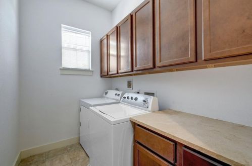 2520 Bluebonnet Ln, Austin TX  78704-4810 exterior