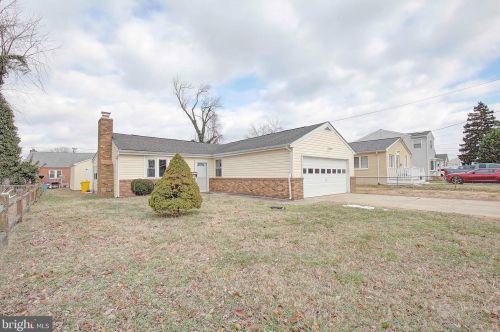 8421 Spring Rd, Riviera Beach, MD 21122-2727