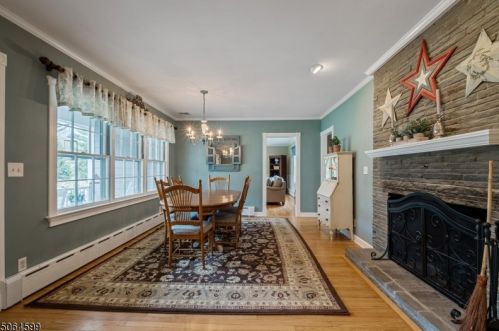 28 Starlight Dr, Morristown, NJ 07960-2539
