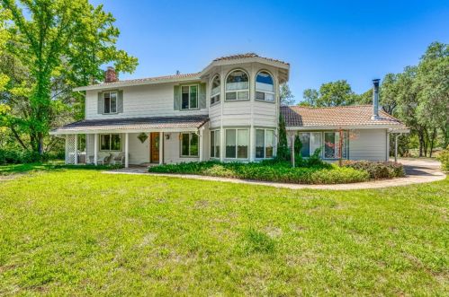 2720 Shingle Rd, Shingle Springs, CA 95682-9538