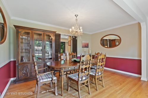 1640 Berkley Ct, Bannockburn IL 60015-2031 exterior