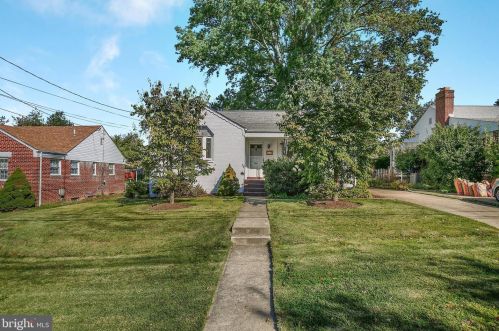 2303 Darrow St, Silver Spring MD 20902-4918 exterior