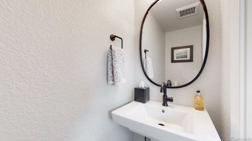 1382 Perry St, Denver CO  80204-1436 exterior