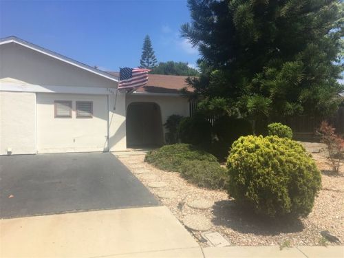 3946 San Lorenzo Ct, Oceanside, CA 92057-7207