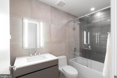 123 23 St, Philadelphia PA 19121-1329 exterior