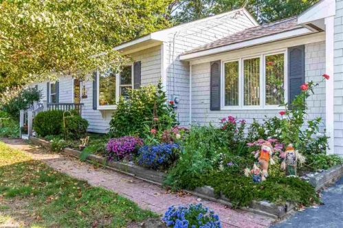 56 Albin Rd, Concord, NH 03304-3705