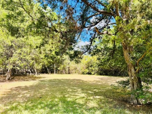 134 Lola Ln, Bellvue, TX 77418-9539