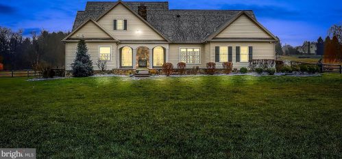 495 Old York Rd, Carlisle, PA 17015-9207